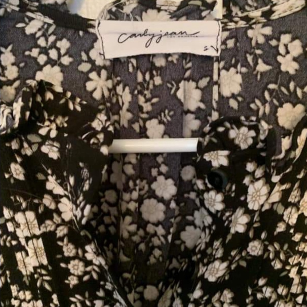 Carly Jean Los Angeles Ivy Dress - Picture 3 of 5